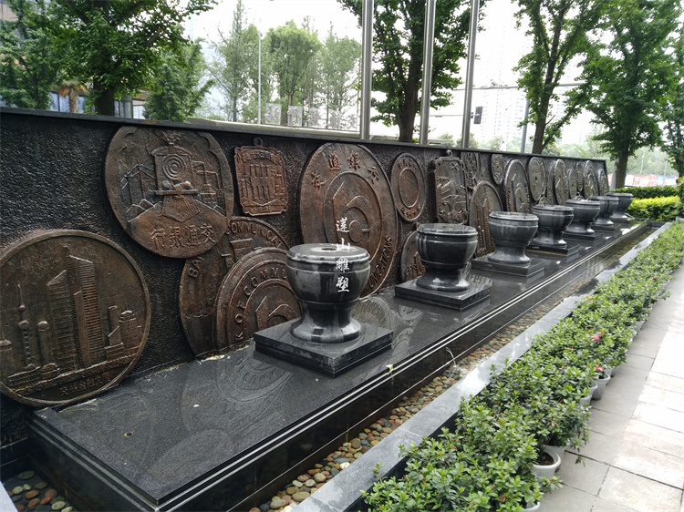 重庆交通银行行史锻铜浮雕