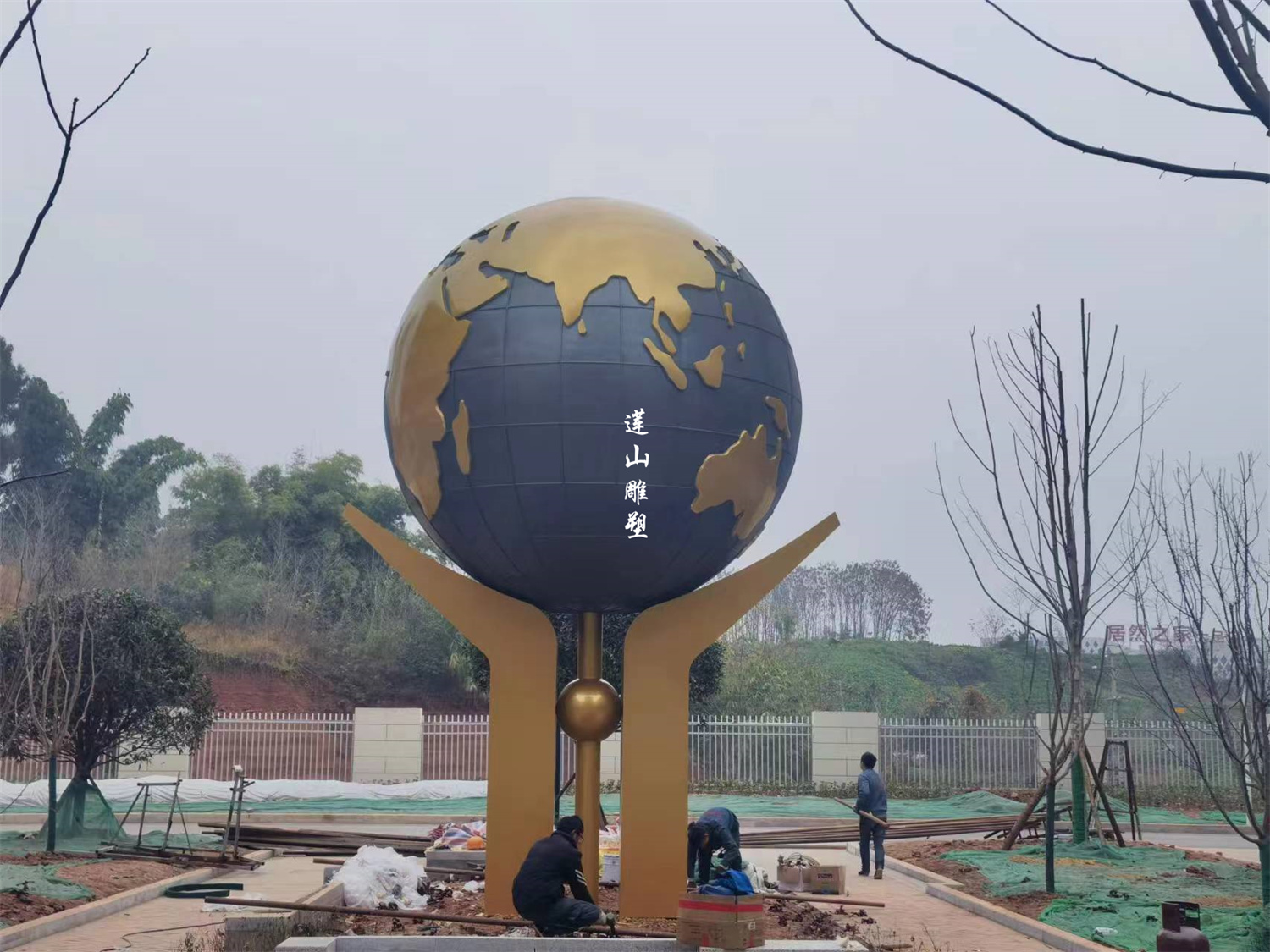 重庆大足中学校园雕塑